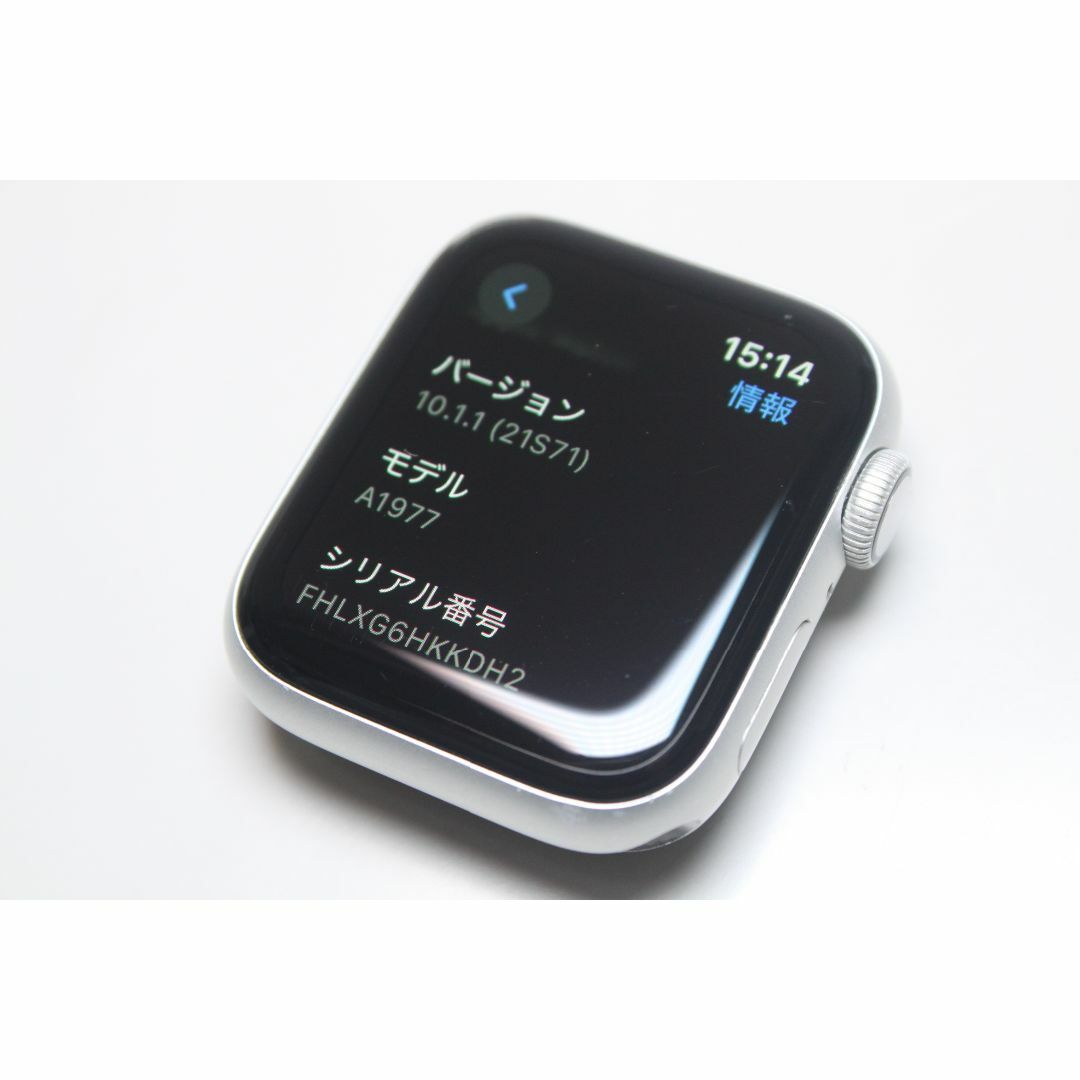 Apple Watch(アップルウォッチ)のApple Watch Series 4/GPS/40mm/A1977 ④ スマホ/家電/カメラのスマホ/家電/カメラ その他(その他)の商品写真