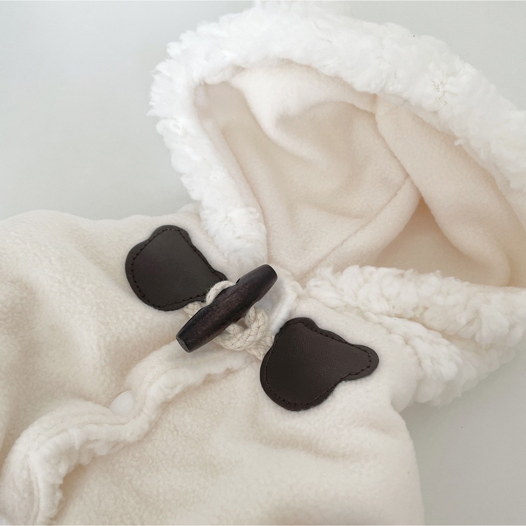【新品】可愛い♡ふわふわくまポンチョ　犬服　エアバギー　着る毛布　防寒　アウター その他のペット用品(犬)の商品写真