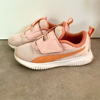 プーマ(PUMA)のPUMA  スニーカー  ピンク  16cm  キッズ(スニーカー)