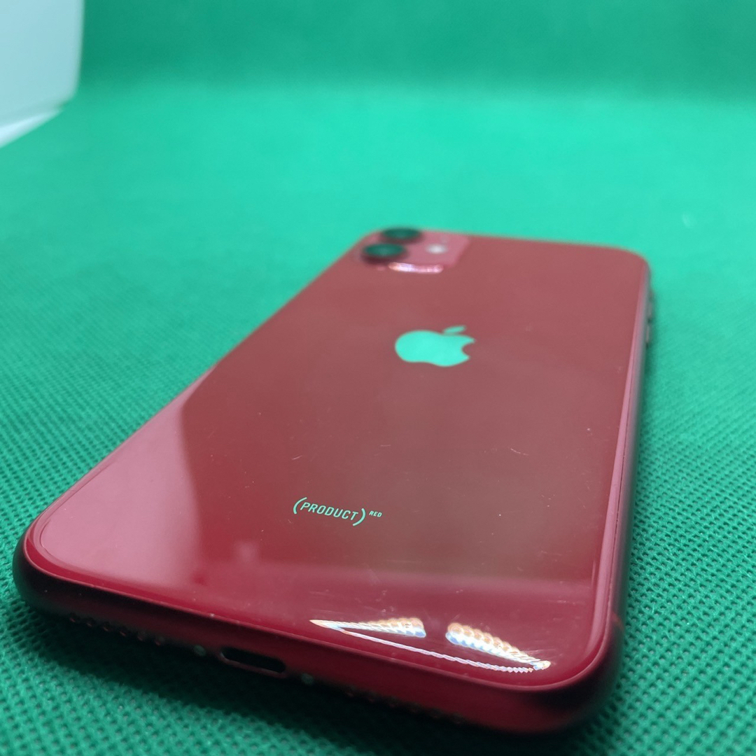 iPhone(アイフォーン)の【格安美品】iPhone 11 128GB simフリー本体 602 スマホ/家電/カメラのスマートフォン/携帯電話(スマートフォン本体)の商品写真