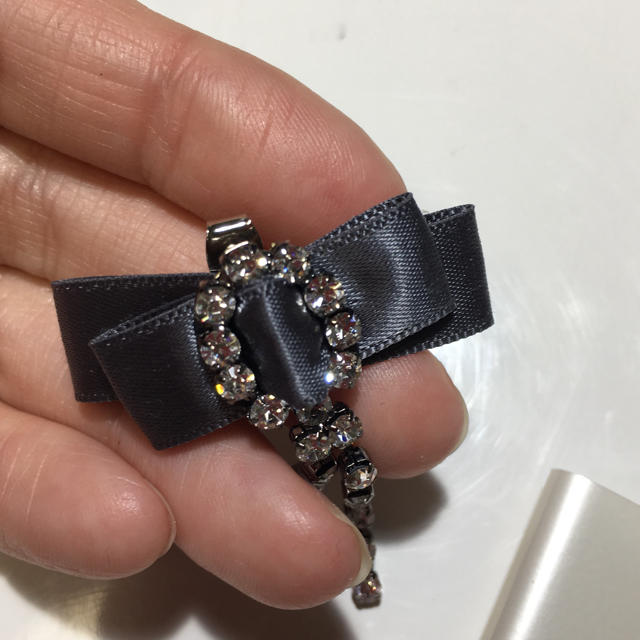 JILL by JILLSTUART(ジルバイジルスチュアート)の ジルバイジルスチュアート ピアス JILL by JILLSTUART リボン レディースのアクセサリー(ピアス)の商品写真