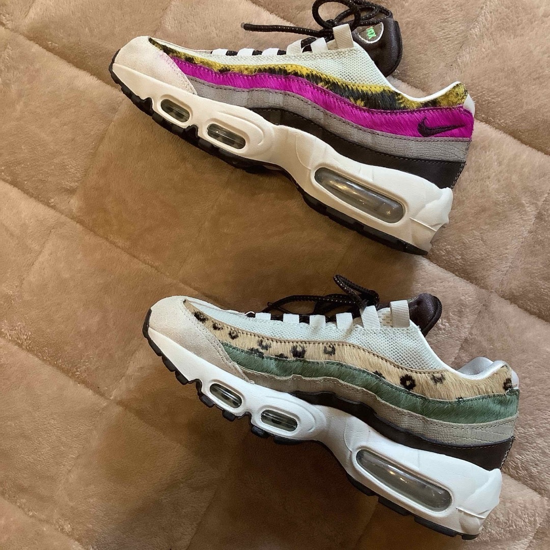 NIKE(ナイキ)のNIKE Air Max 95 Premium "Daisy Chain" レディースの靴/シューズ(スニーカー)の商品写真