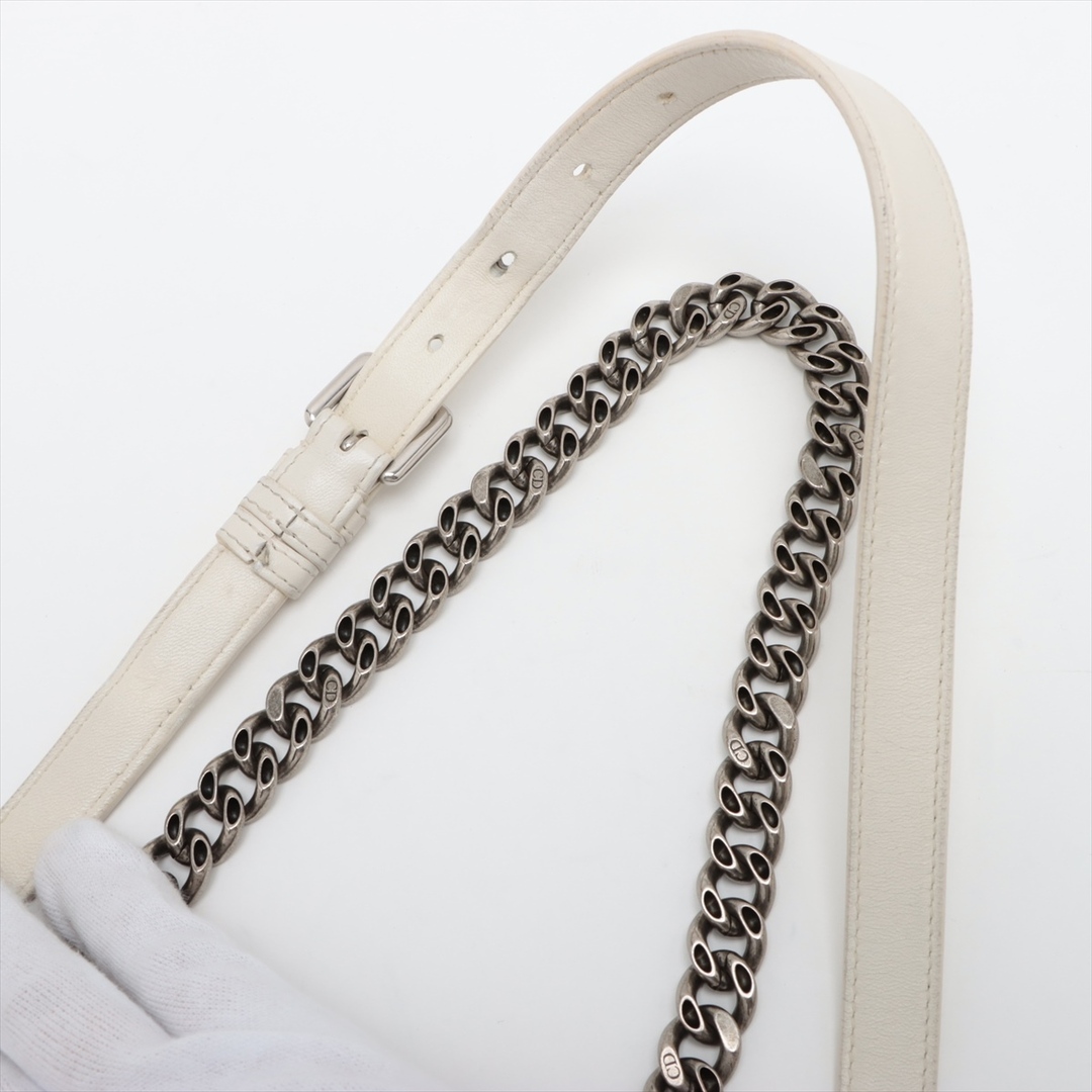 Christian Dior(クリスチャンディオール)のクリスチャンディオール ディオラマ パンチングレザー  ベージュ レディー レディースのバッグ(ショルダーバッグ)の商品写真