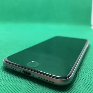 【格安美品】iPhone SE2 64GB simフリー本体 608