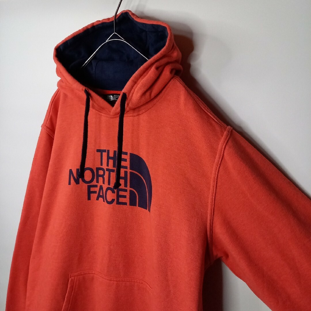 THE NORTH FACE(ザノースフェイス)のノースフェイス　スウェット　パーカー　プルオーバー　ロゴプリント　オレンジ　M メンズのトップス(パーカー)の商品写真