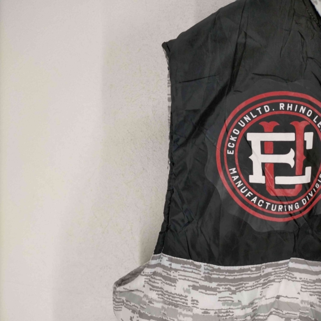 ECKŌ UNLTD（ECKO UNLTD）(エコーアンリミテッド)のECKO UNLTD(エコーアンリミテッド) ロゴデザイン中綿ベスト メンズ メンズのジャケット/アウター(ダウンベスト)の商品写真