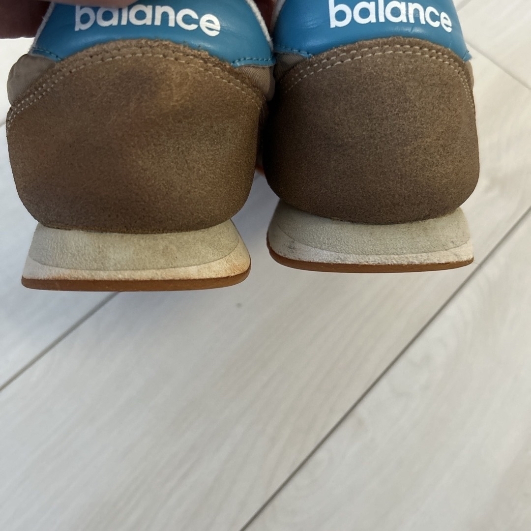 New Balance(ニューバランス)のニューバランス☆WL220☆24㎝ キッズ/ベビー/マタニティのキッズ靴/シューズ(15cm~)(スニーカー)の商品写真