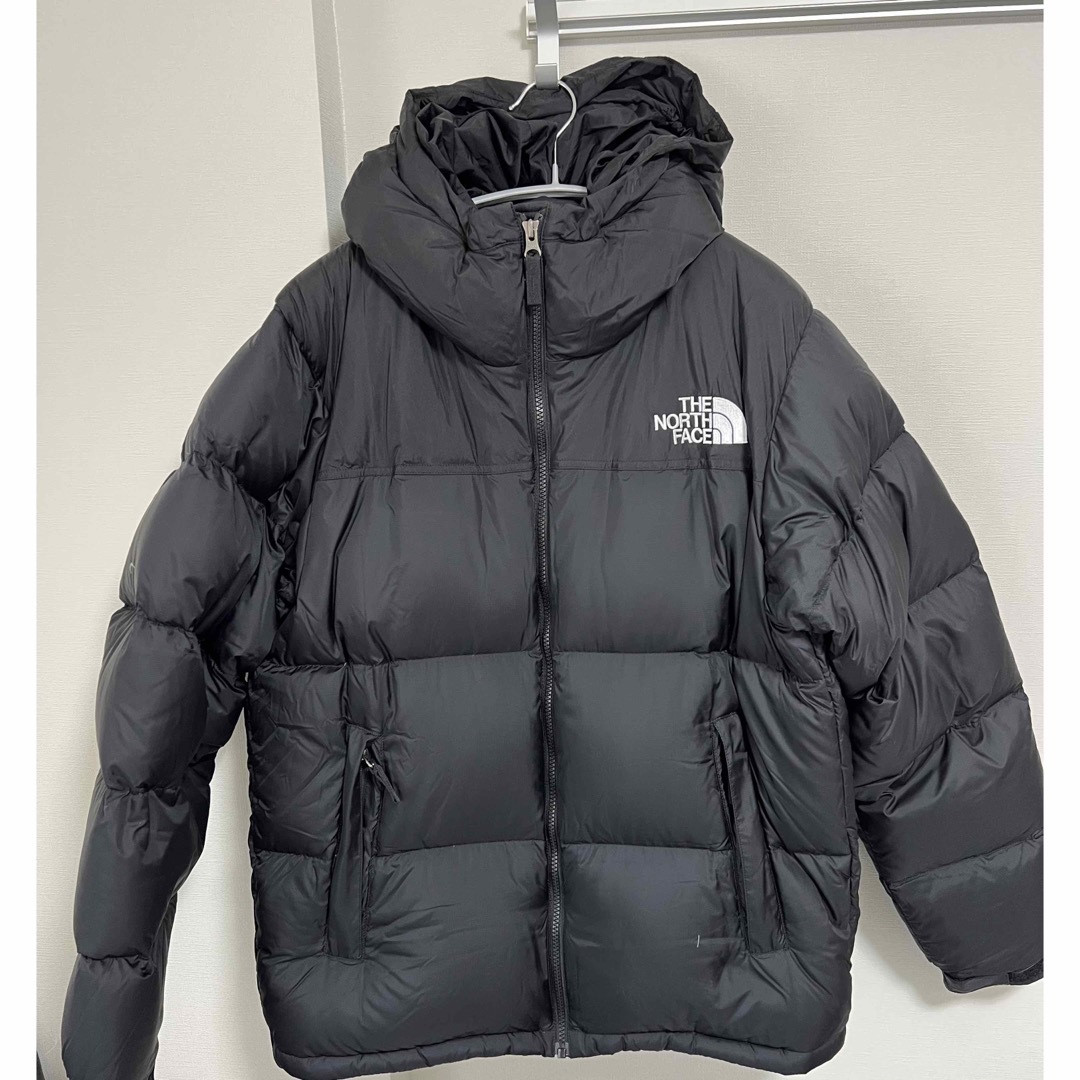 THE NORTH FACE(ザノースフェイス)のTHE NORTHFACE ヌプシ　フード付き　Lサイズ メンズのジャケット/アウター(ダウンジャケット)の商品写真