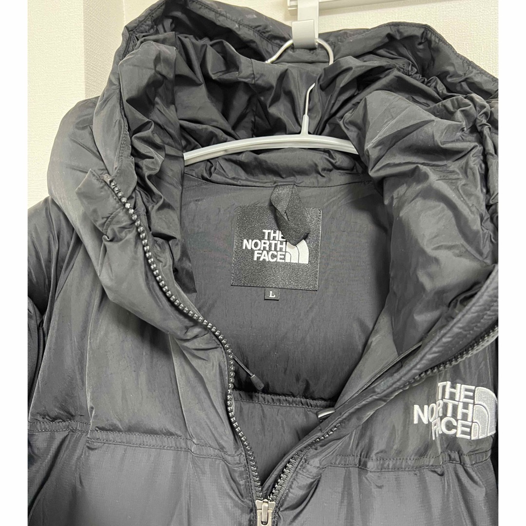 THE NORTH FACE(ザノースフェイス)のTHE NORTHFACE ヌプシ　フード付き　Lサイズ メンズのジャケット/アウター(ダウンジャケット)の商品写真