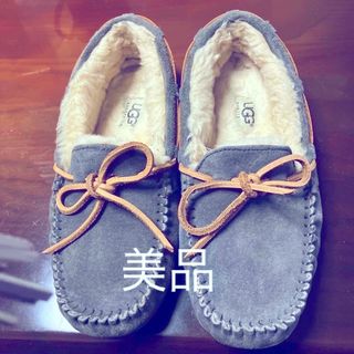 アグ(UGG)のUGG アグ　モカシン　22cm 美品(スリッポン/モカシン)