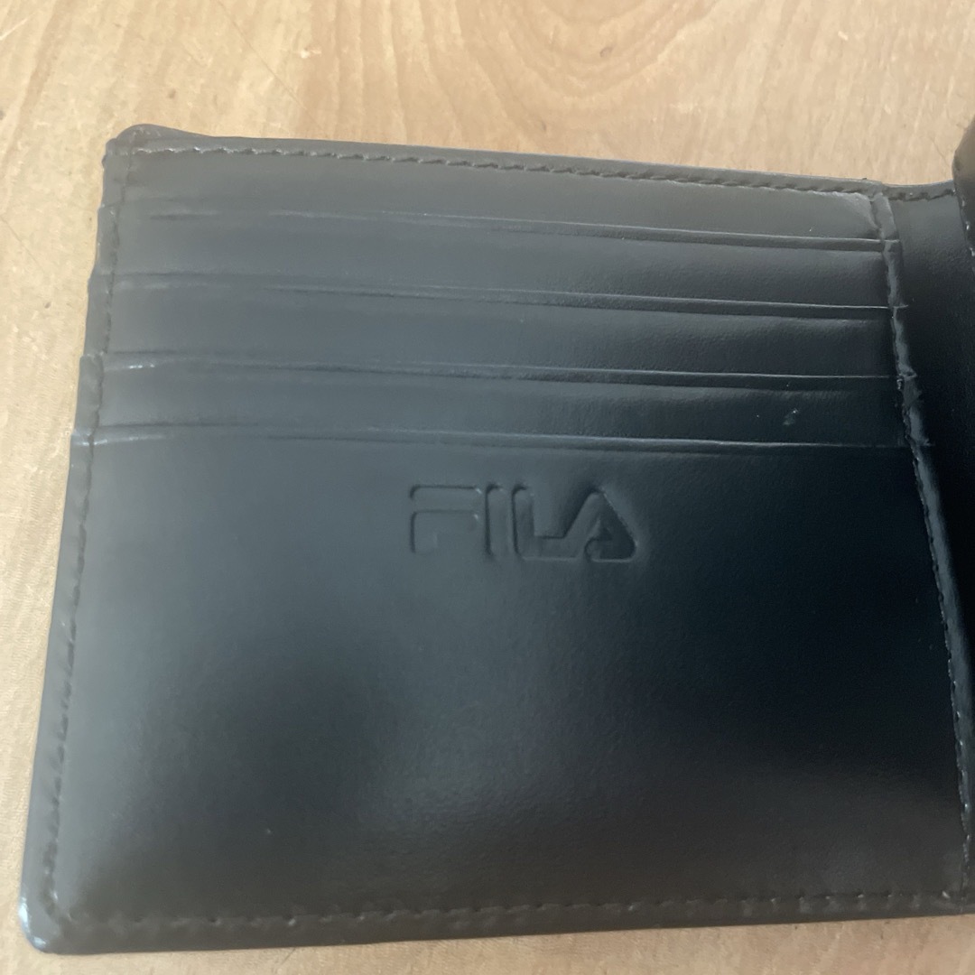 FILA(フィラ)のFILA 二つ折り財布 メンズのファッション小物(折り財布)の商品写真