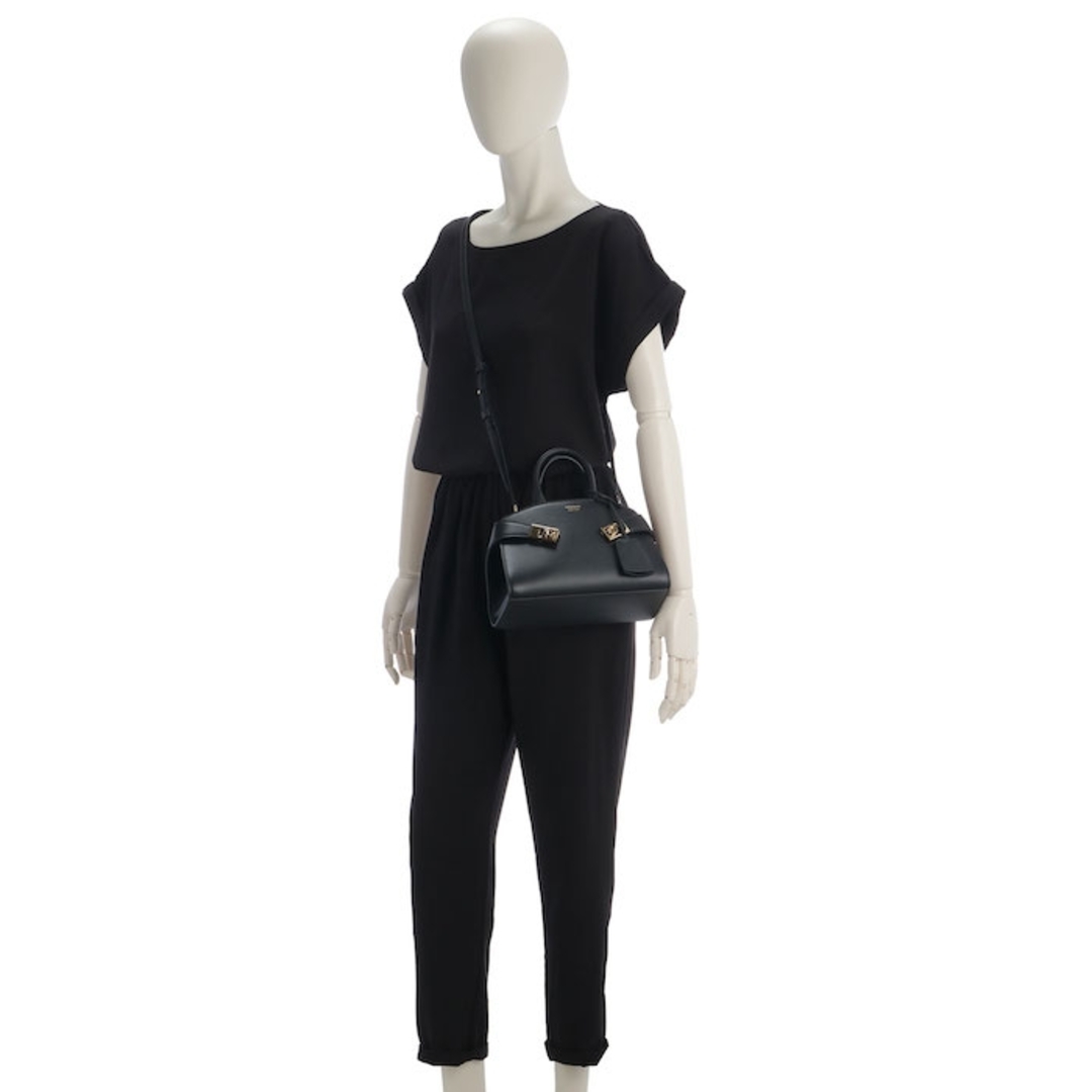 FERRAGAMO - フェラガモ FERRAGAMO ショルダーバッグ ミニ HUG FERRAGAMO - フェラガモ FERRAGAMO ショルダーバッグ ミニ HUG