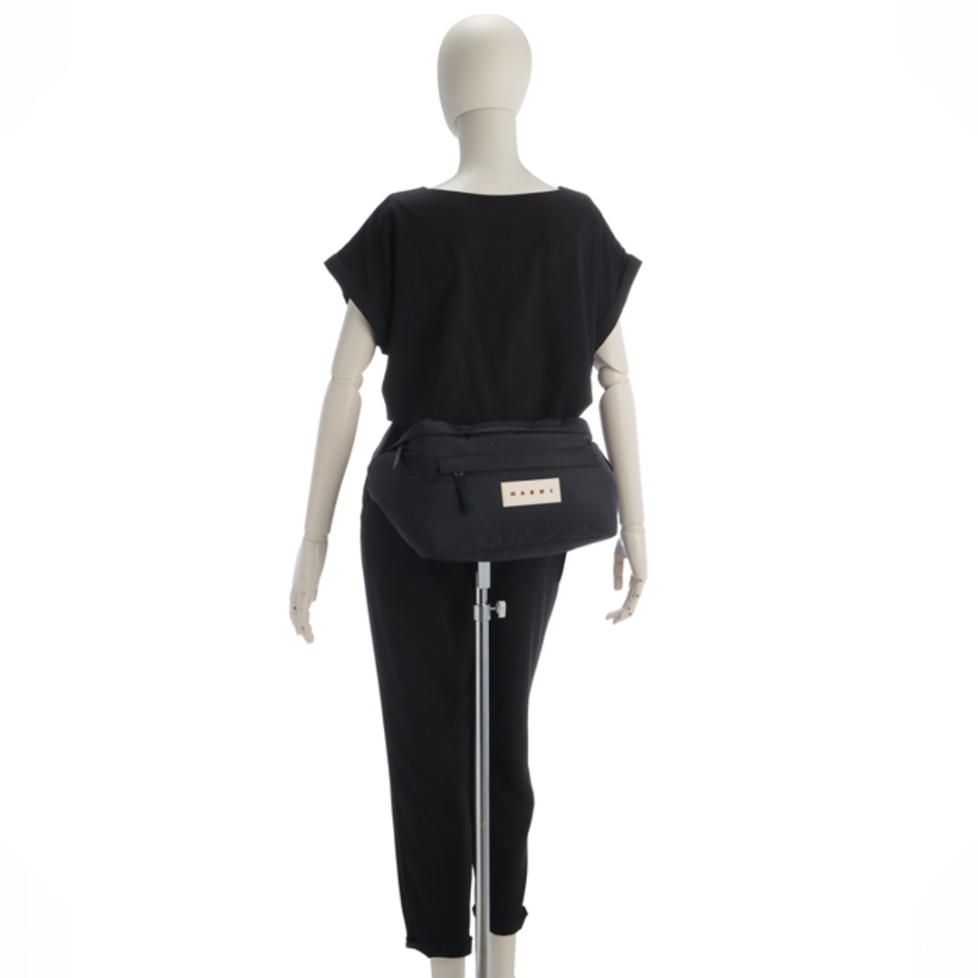 MARNI - マルニ MARNI ベルトバッグ PUFF ラージ バムバッグ 斜 MARNI - マルニ MARNI ベルトバッグ PUFF ラージ バムバッグ 斜