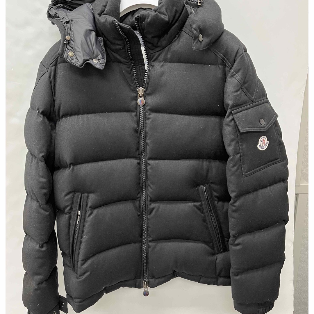 MONCLER(モンクレール)のモンクレール モンジュネーブル  ダウン サイズ5 メンズのジャケット/アウター(ダウンジャケット)の商品写真