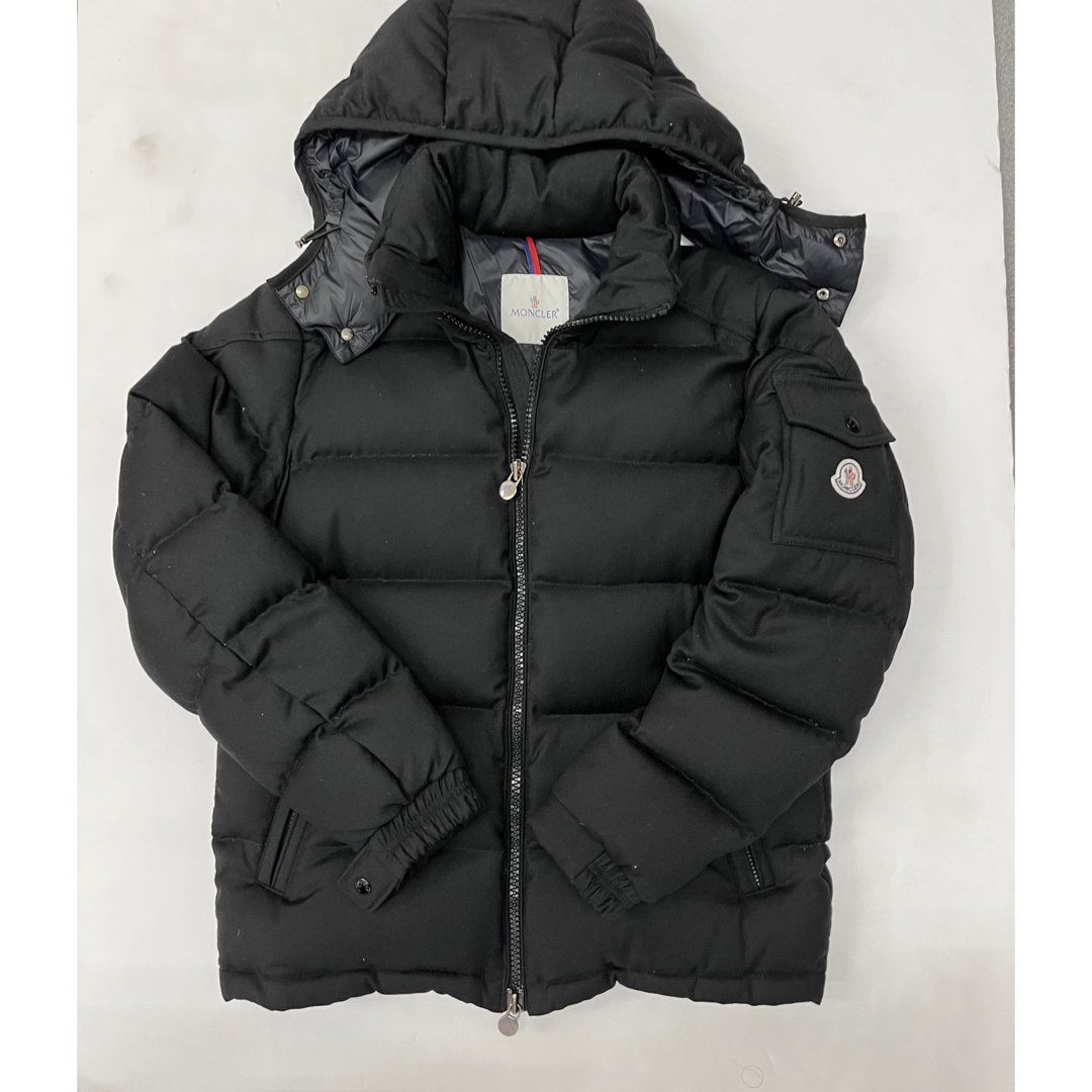 MONCLER(モンクレール)のモンクレール モンジュネーブル  ダウン サイズ5 メンズのジャケット/アウター(ダウンジャケット)の商品写真