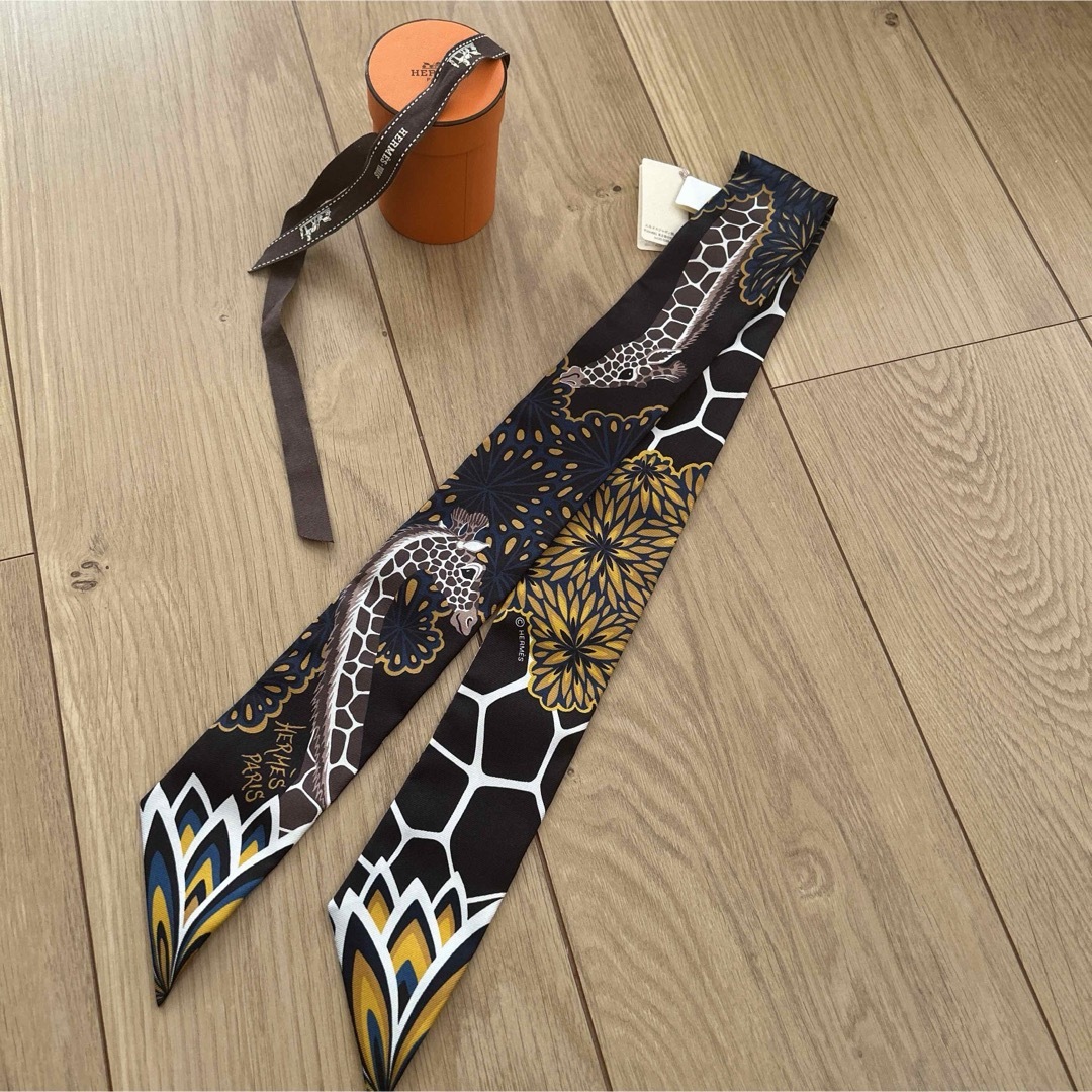 hermes エルメス ツイリー 三美神 ブラック hermes エルメス ツイリー 三美神 ブラック