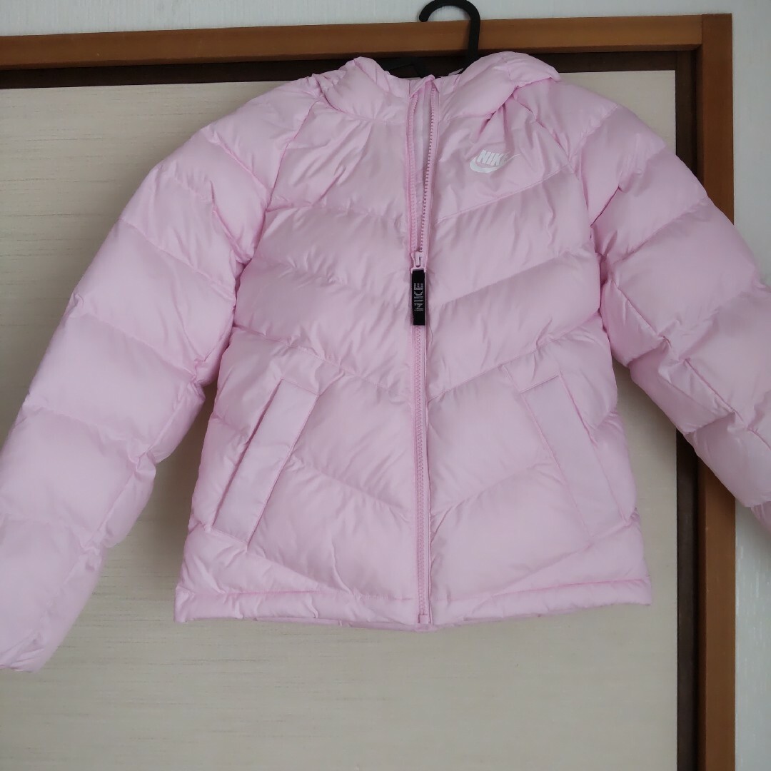 NIKE(ナイキ)のナイキジャケット女児140 キッズ/ベビー/マタニティのキッズ服女の子用(90cm~)(ジャケット/上着)の商品写真