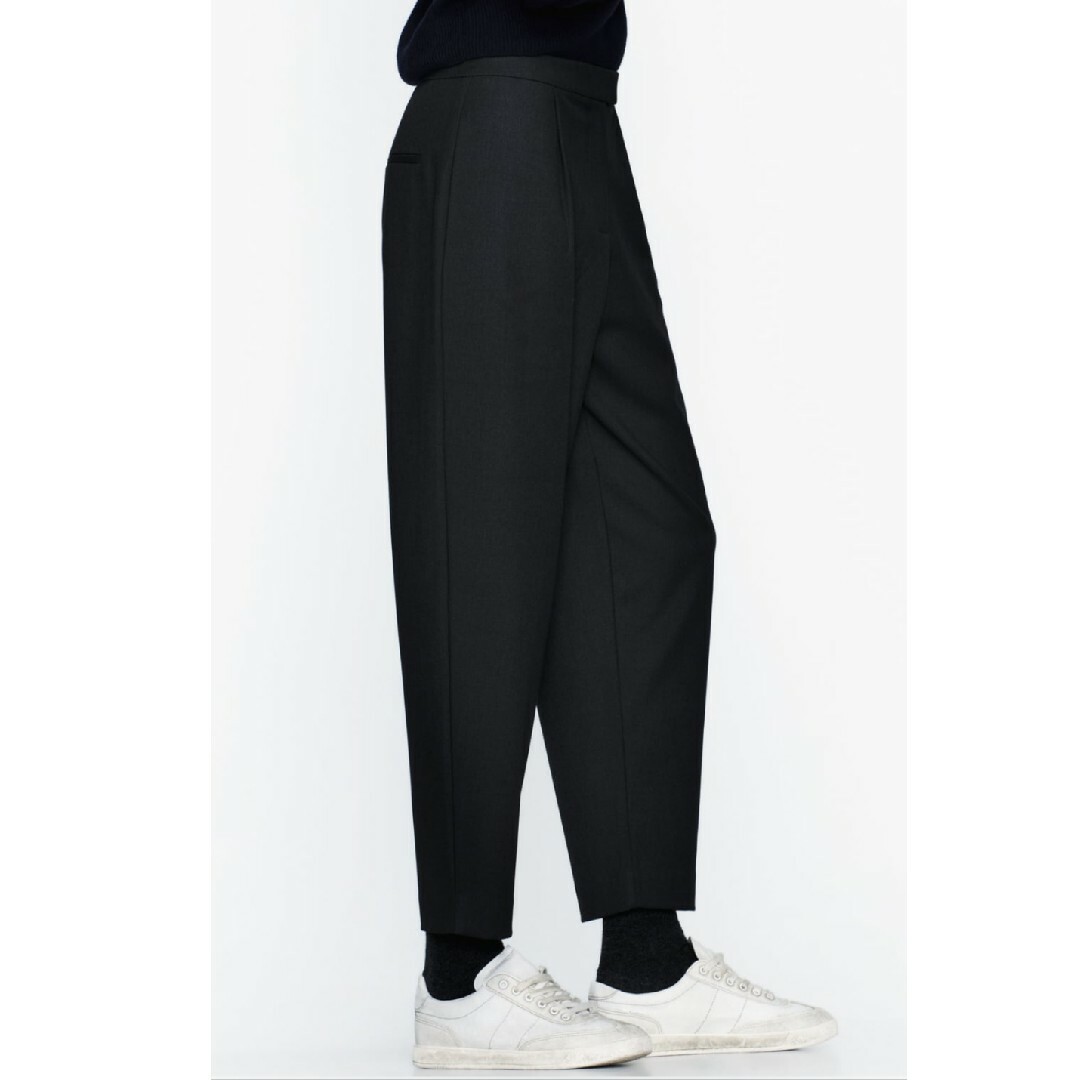 ZARA(ザラ)のZARA　ダーツ入りスラウチ－フィットパンツ レディースのパンツ(カジュアルパンツ)の商品写真