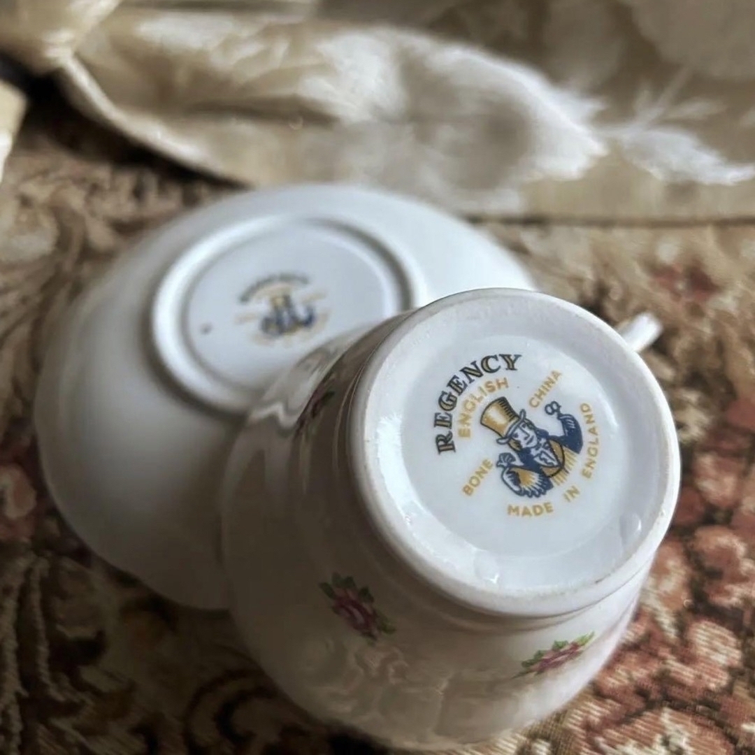 ROYAL ALBERT(ロイヤルアルバート)の英国製 希少  REGENCY Rose カップ＆ソーサー 1客 インテリア/住まい/日用品のキッチン/食器(食器)の商品写真