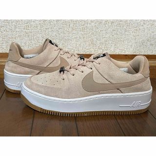 NIKEナイキ　エアフォース1 07WMNS 24.0cm