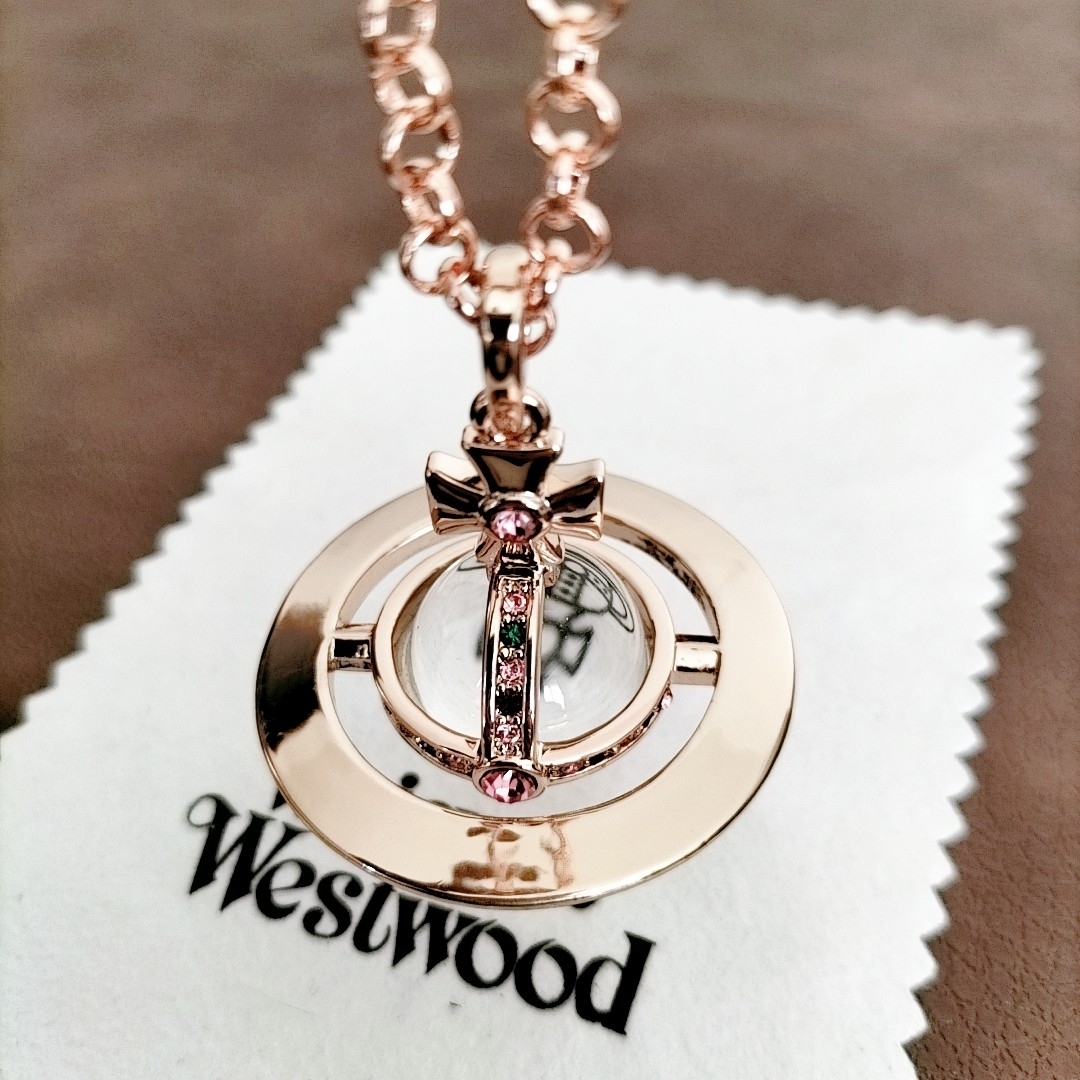 Vivienne Westwood(ヴィヴィアンウエストウッド)のヴィヴィアンウエストウッド　スモールオーブネックレス　ピンクゴールド　クリア レディースのアクセサリー(ネックレス)の商品写真