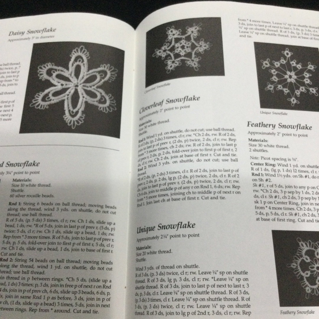 タティングレース　雪の結晶　洋書　英語　タティング　Tatting パターン エンタメ/ホビーの本(洋書)の商品写真