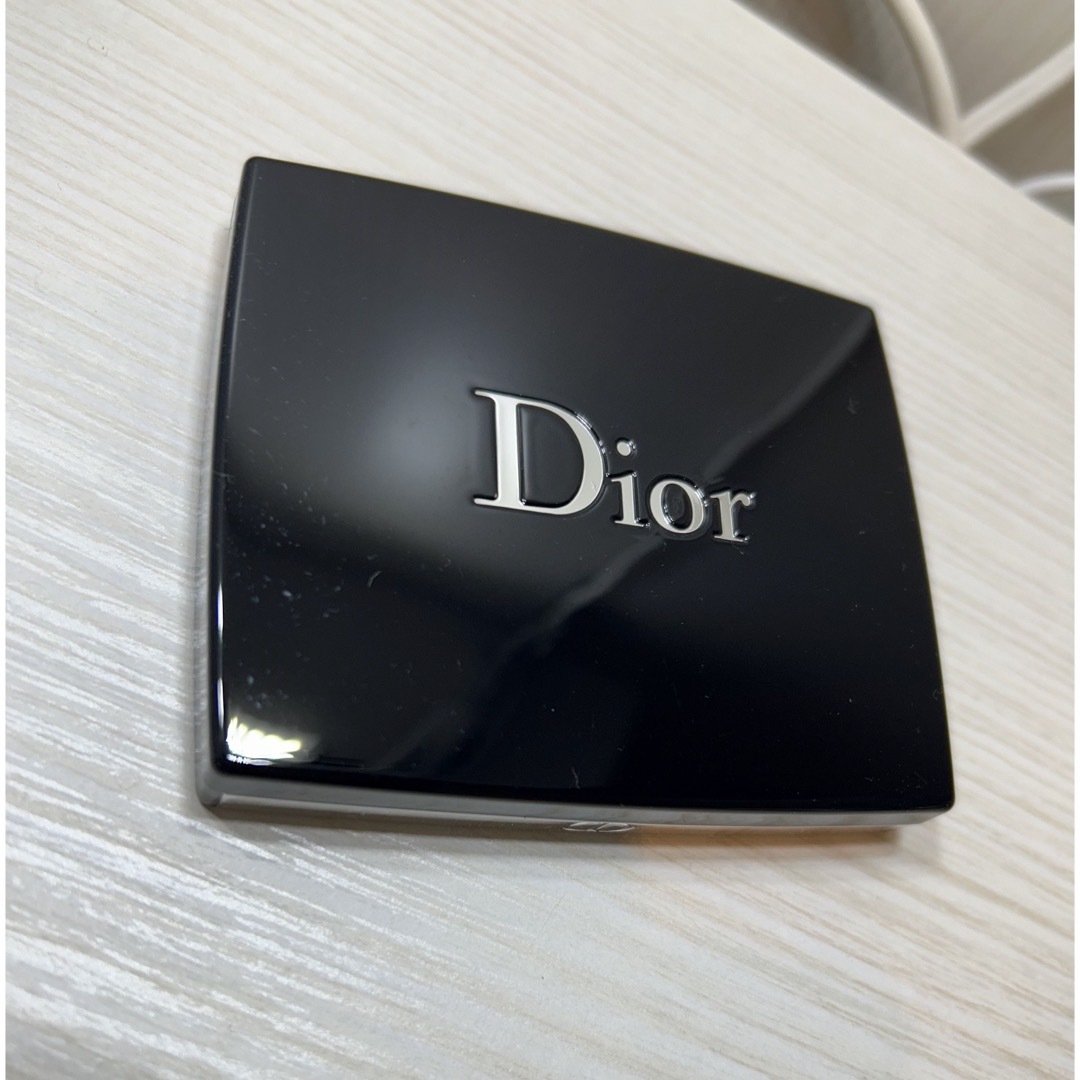 Dior(ディオール)のDIOR アイシャドウ コスメ/美容のベースメイク/化粧品(アイシャドウ)の商品写真