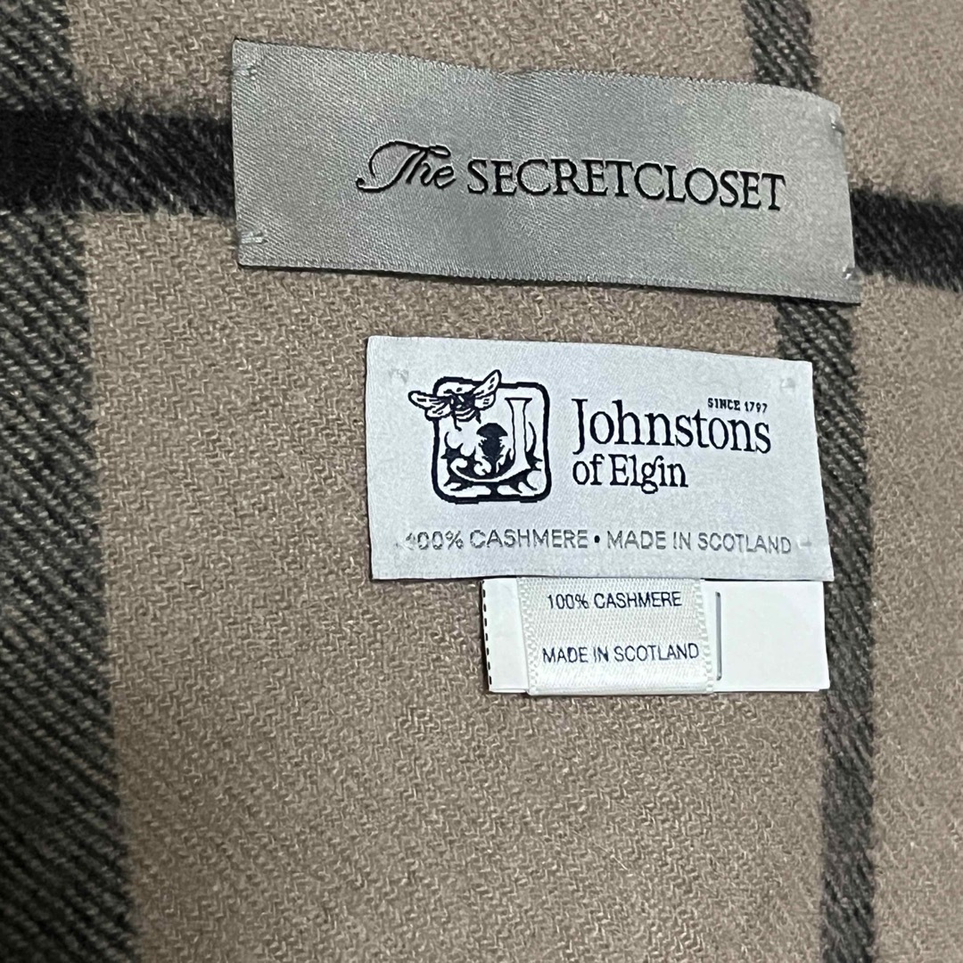 Johnstons(ジョンストンズ)のジョンストンズ　johnstons シークレットクローゼット　カシミヤ　ストール レディースのファッション小物(ストール/パシュミナ)の商品写真