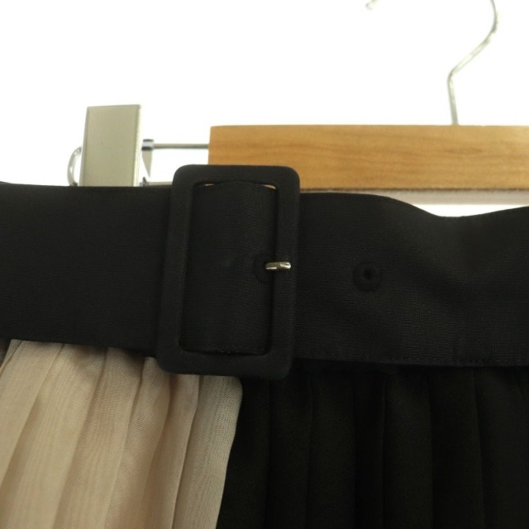 ADORE(アドーア)のアドーア 23AWクリアドライスカート ロング プリーツ 38 黒 ベージュ レディースのスカート(ロングスカート)の商品写真