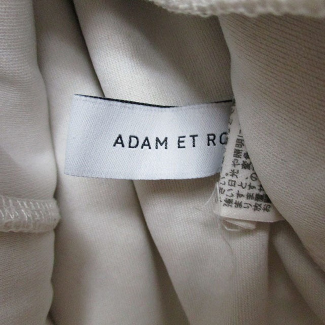 Adam et Rope'(アダムエロぺ)のアダムエロペ ワンピース 長袖 Vネック 膝丈 シンプル ホワイト 白 レディースのワンピース(ロングワンピース/マキシワンピース)の商品写真