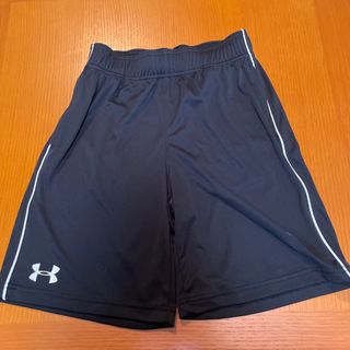 アンダーアーマー(UNDER ARMOUR)のアンダーアーマー  ハーフパンツ　ブラック　ＹＬＧ(パンツ/スパッツ)