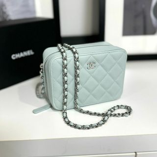 CHANEL ライトブルー シャネル 半袖 ジャケット キルティング肩幅38cm