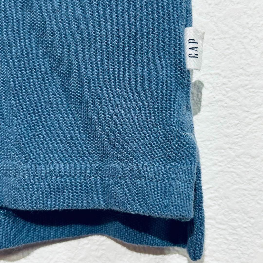 GAP Kids(ギャップキッズ)のGAP KIDS ストライプ　ポロシャツ　Sサイズ(120)  ブルー　青 キッズ/ベビー/マタニティのキッズ服男の子用(90cm~)(Tシャツ/カットソー)の商品写真