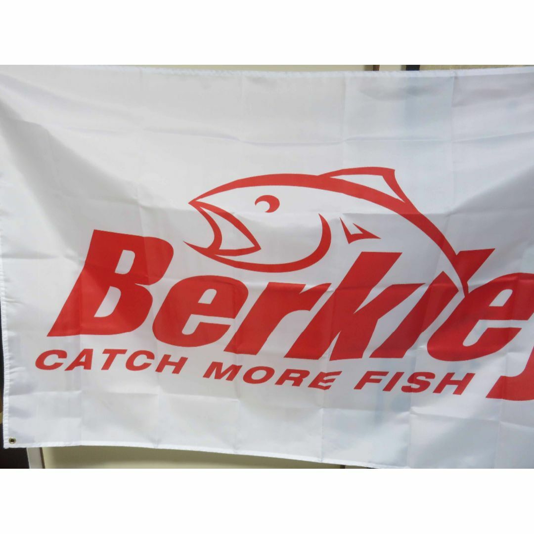 『特大９』白赤魚■新品Berkleyバークレイ　フィッシング　釣り　フラッグ旗 スポーツ/アウトドアのフィッシング(その他)の商品写真