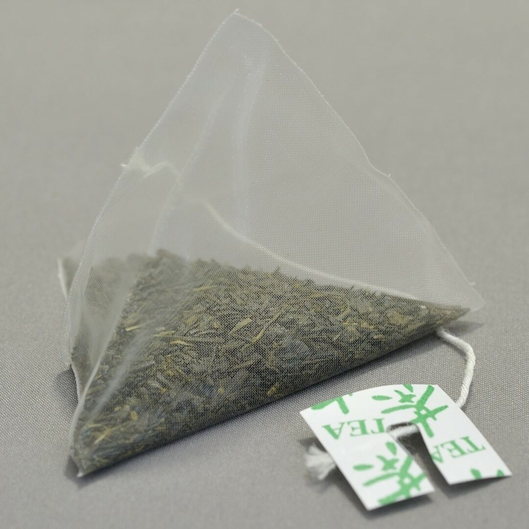静岡茶(シズオカチャ)の極上ティーバッグ 3gx10個　1袋　深蒸し茶　静岡茶　お茶　緑茶　ティーパック 食品/飲料/酒の飲料(茶)の商品写真