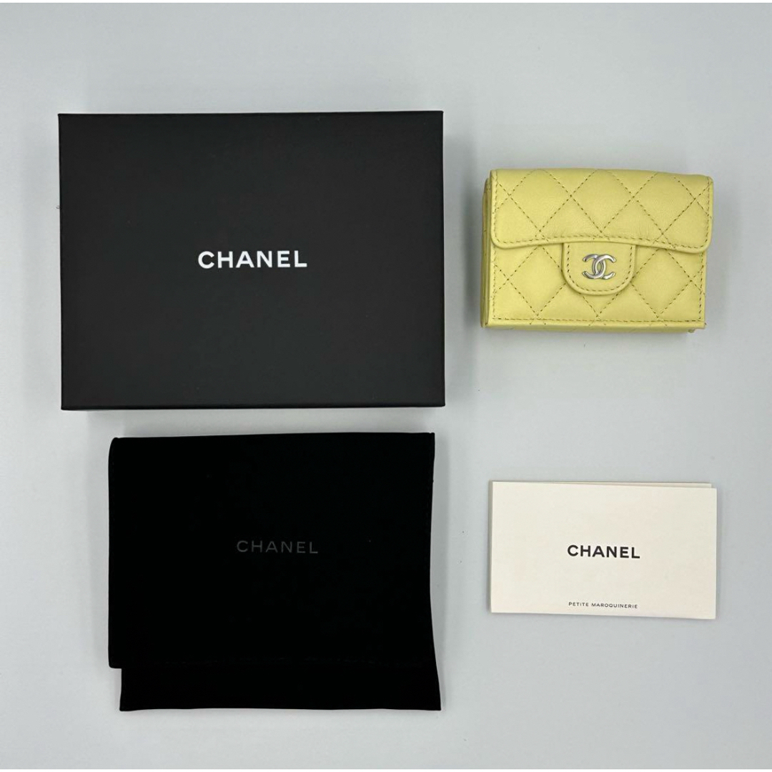 CHANEL(シャネル)のCHANEL マトラッセ クラシック スモール コンパクト 三つ折り財布 レディースのファッション小物(財布)の商品写真