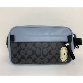 COACH - 秋冬新作COACHシグネチャーレザー筆記体ロゴボディバッグ新品 ...