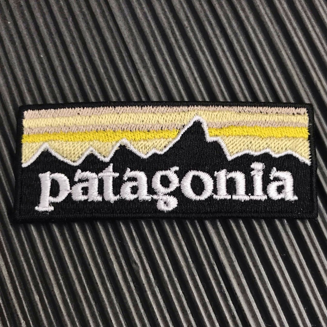 patagonia(パタゴニア)のPATAGONIA パタゴニア  "SANDWICH" アイロンワッペン -10 ハンドメイドの素材/材料(各種パーツ)の商品写真