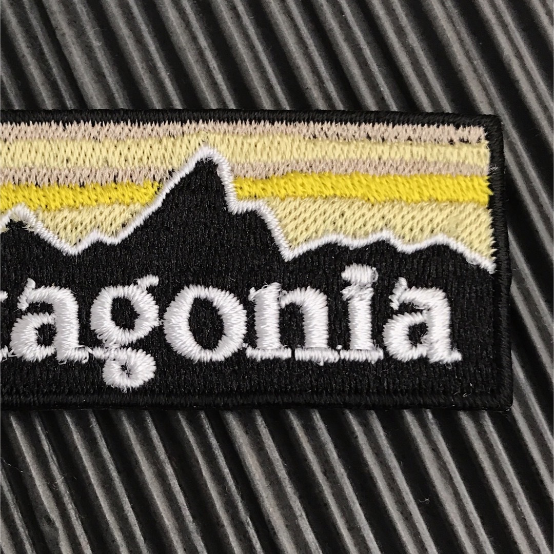 patagonia(パタゴニア)のPATAGONIA パタゴニア  "SANDWICH" アイロンワッペン -10 ハンドメイドの素材/材料(各種パーツ)の商品写真