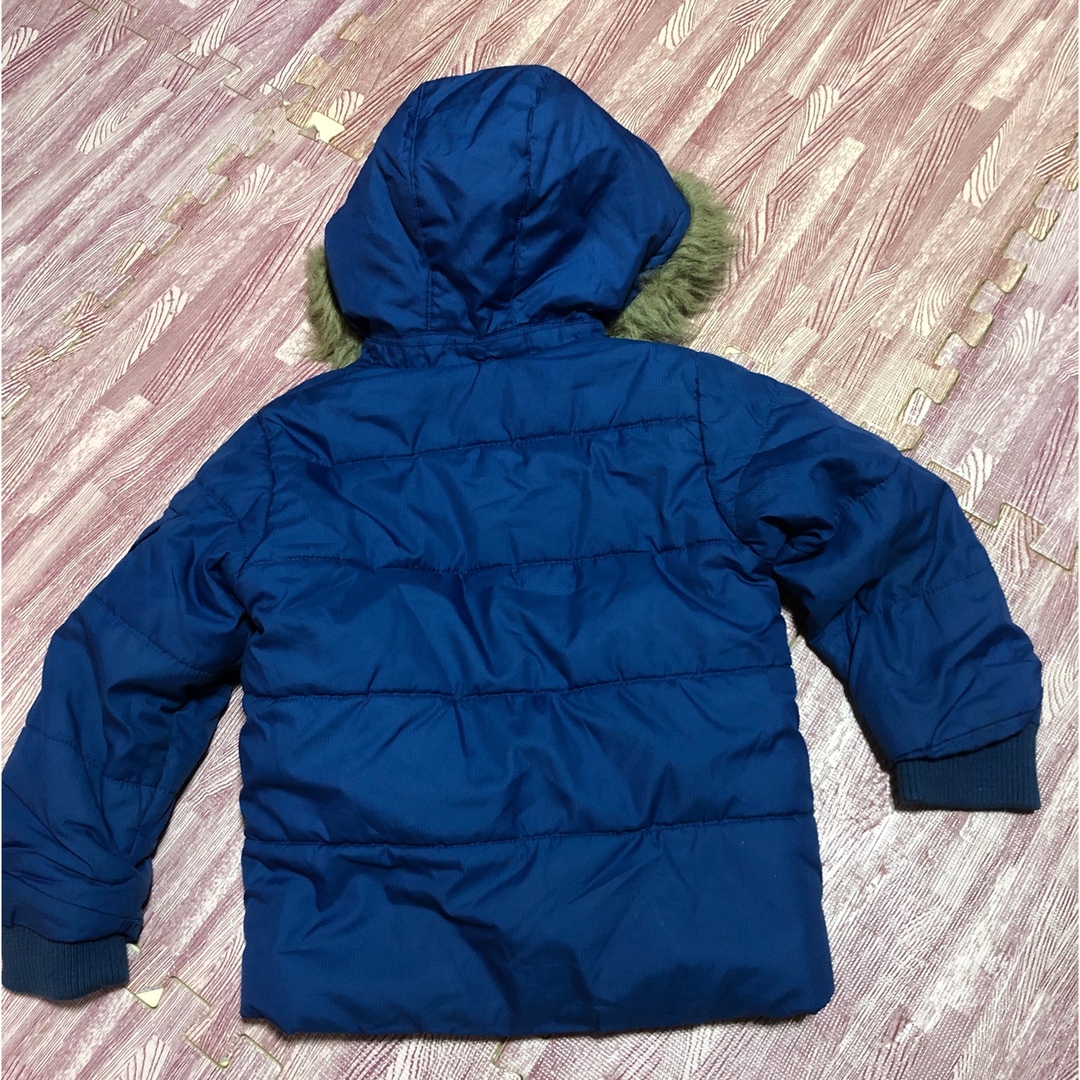 HusHush(ハッシュアッシュ)のダウンジャケット　HUSHUSH  110サイズ キッズ/ベビー/マタニティのキッズ服男の子用(90cm~)(ジャケット/上着)の商品写真