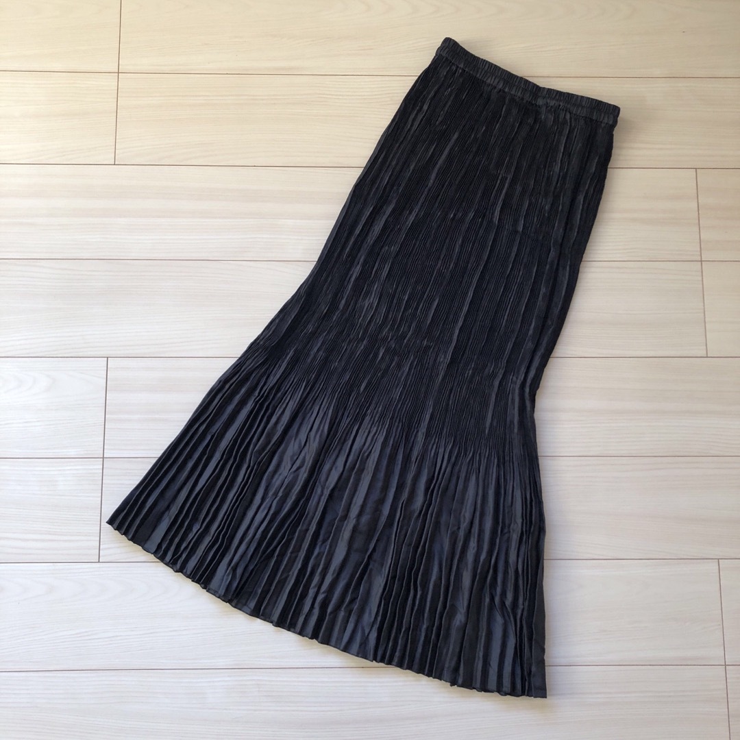 SPECCHIO(スペッチオ)のスペッチオ　プリーツ　スカート　40 ブラック レディースのスカート(ロングスカート)の商品写真