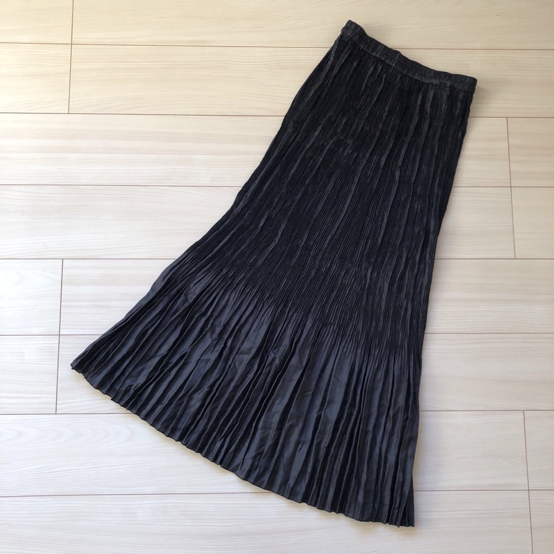 SPECCHIO(スペッチオ)のスペッチオ　プリーツ　スカート　40 ブラック レディースのスカート(ロングスカート)の商品写真