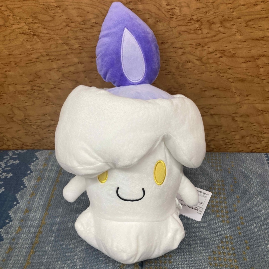 ポケットモンスター カラーセレクションでっかいぬいぐるみ〜purple〜ヒトモシ エンタメ/ホビーのおもちゃ/ぬいぐるみ(キャラクターグッズ)の商品写真