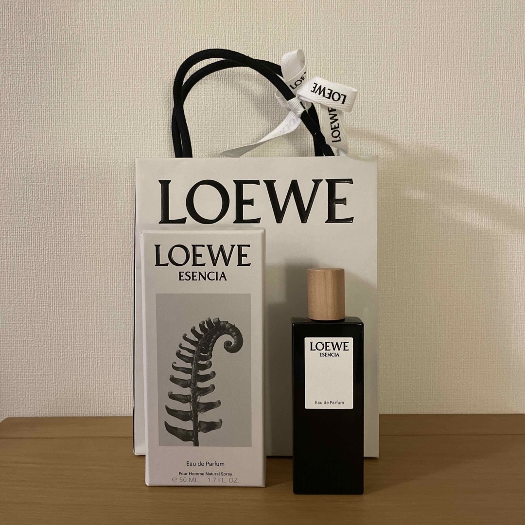 LOEWE(ロエベ)のロエベ エセンシア50ml コスメ/美容の香水(ユニセックス)の商品写真