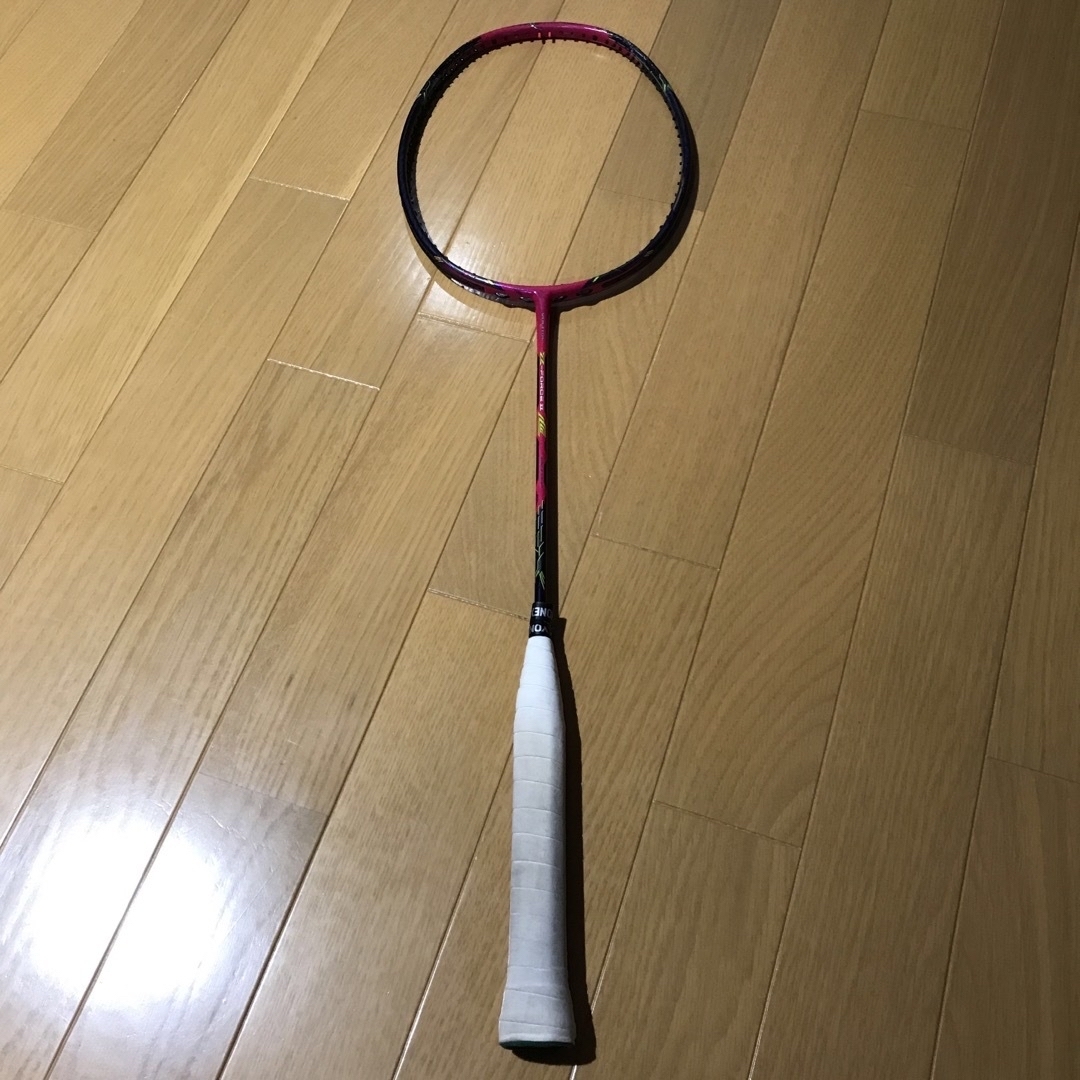 YONEX(ヨネックス)のバドミントンラケット YONEX ジャンク品 スポーツ/アウトドアのスポーツ/アウトドア その他(バドミントン)の商品写真