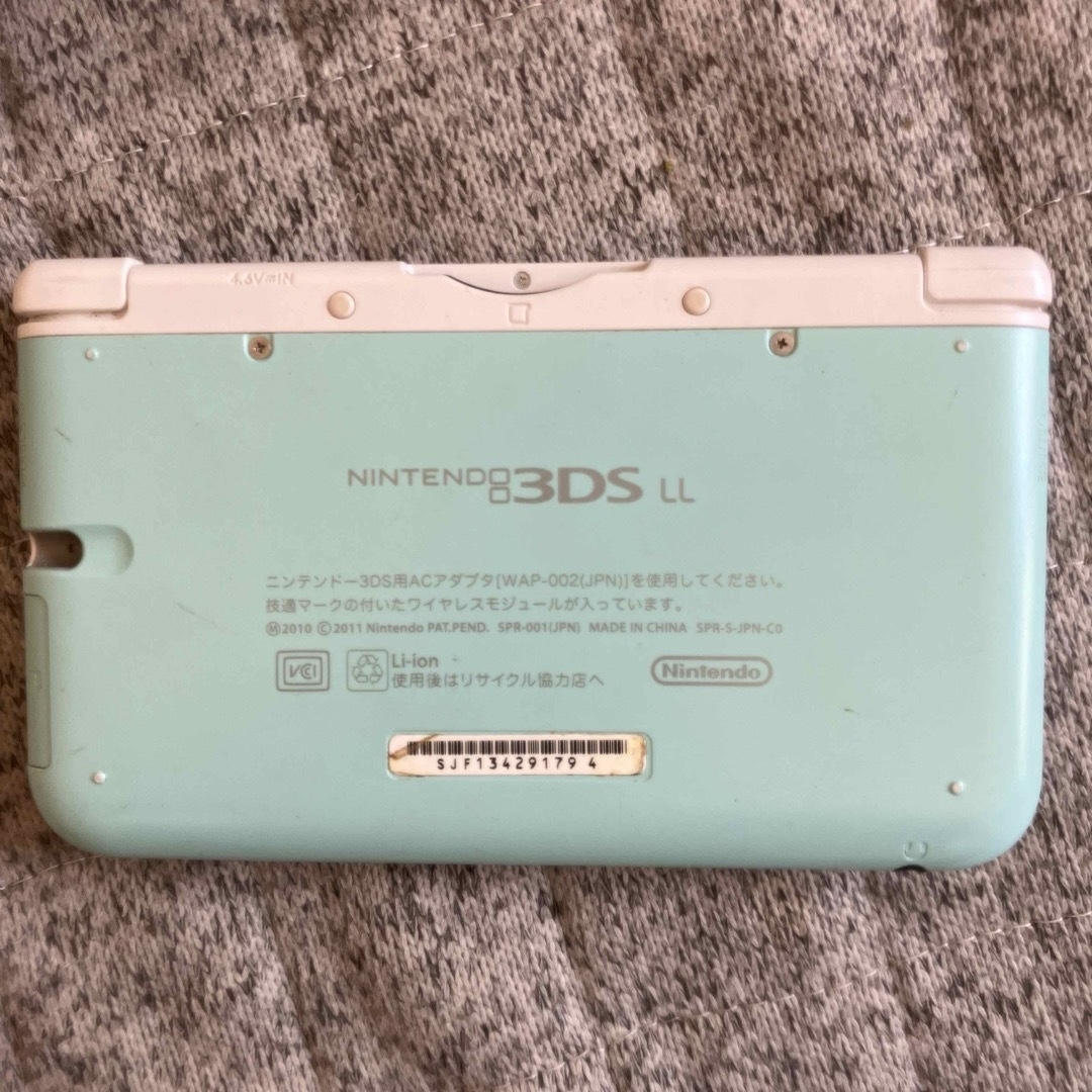 ニンテンドー3DS(ニンテンドー3DS)のNintendo 3DS  LL 本体ミント/ホワイト エンタメ/ホビーのゲームソフト/ゲーム機本体(携帯用ゲーム機本体)の商品写真