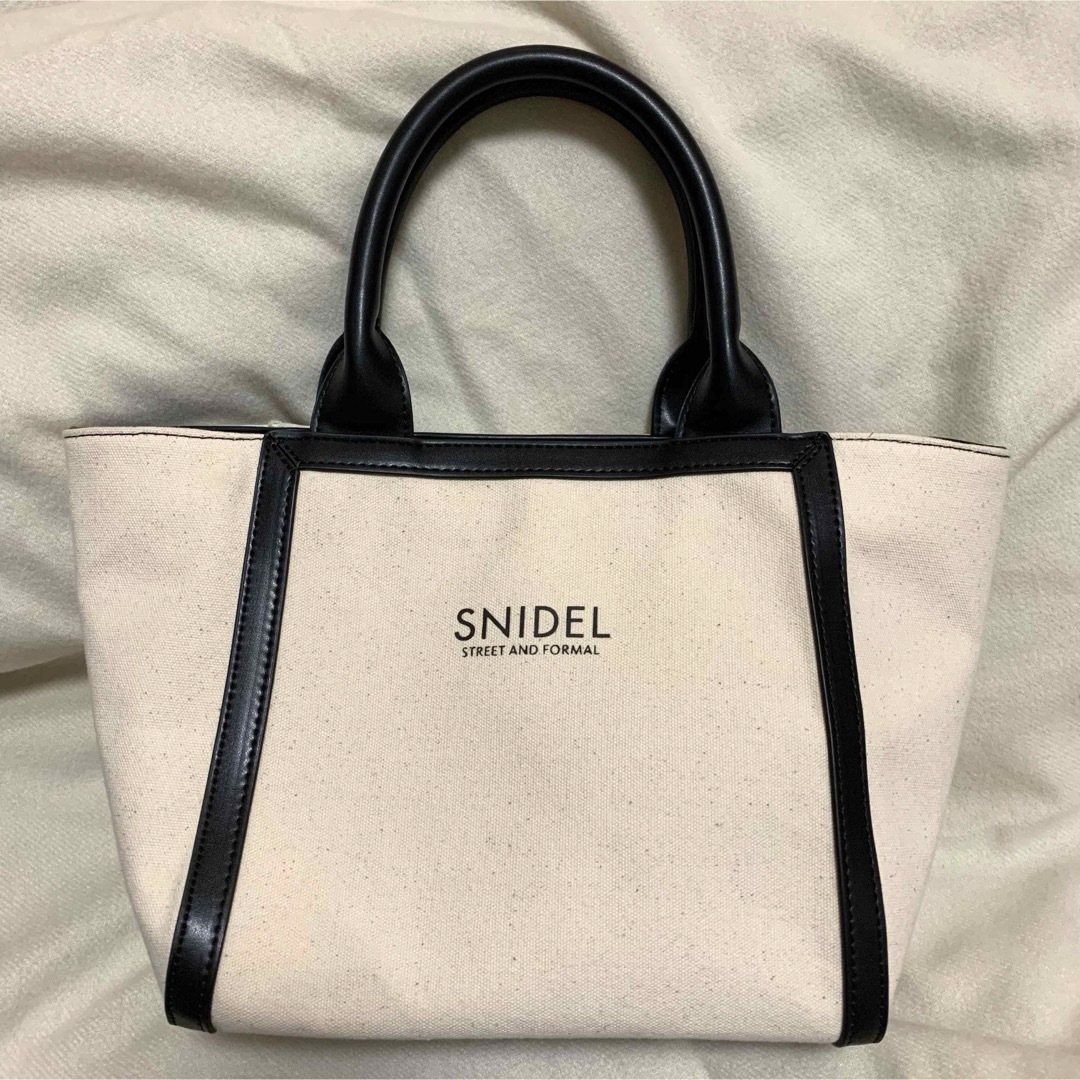 SNIDEL(スナイデル)のaki様専用 snidel エコキャンバスバッグ レディースのバッグ(トートバッグ)の商品写真