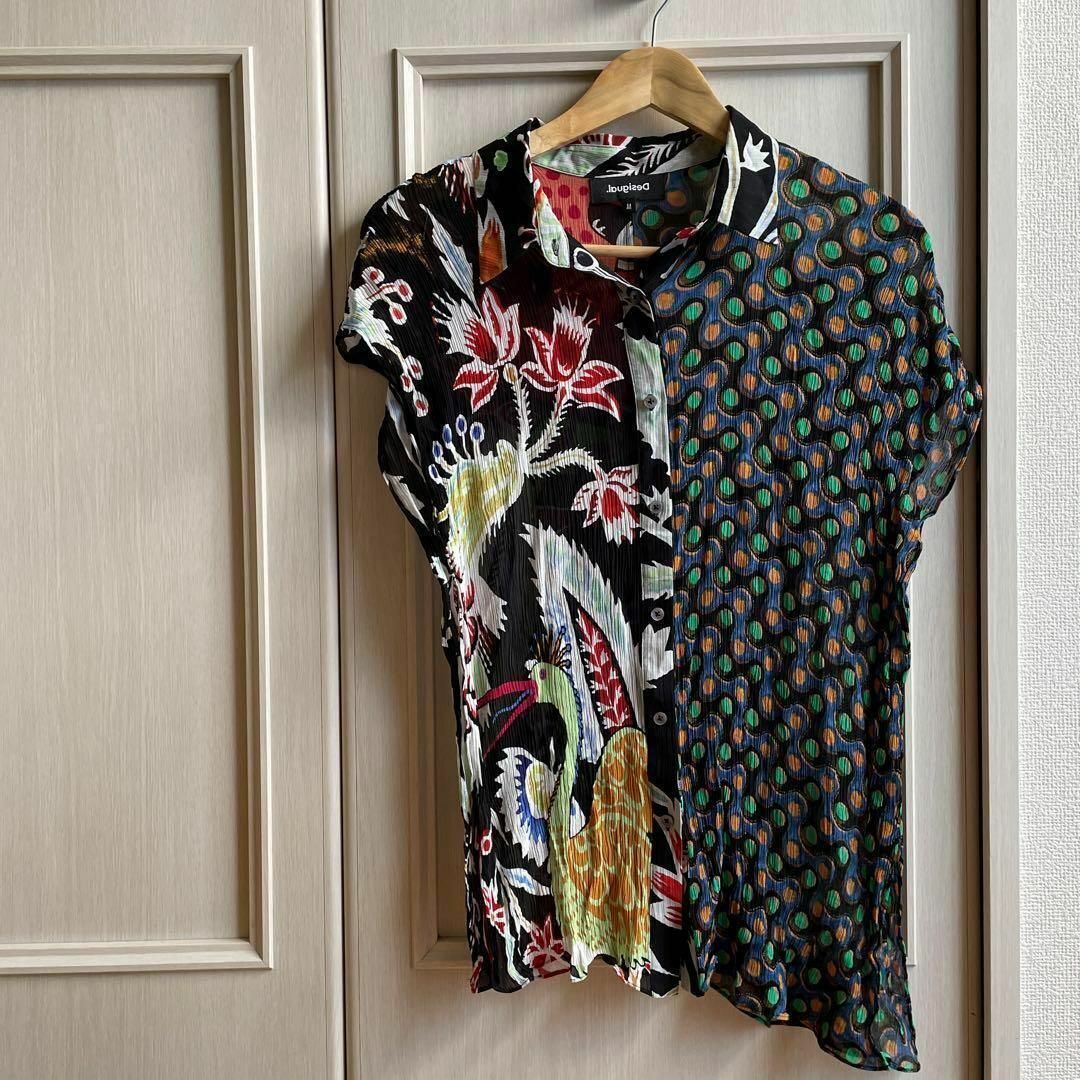 DESIGUAL(デシグアル)の66 Desigual デシグアル ブラウス シャツ 個性 ドット 花柄 原宿 レディースのトップス(シャツ/ブラウス(半袖/袖なし))の商品写真