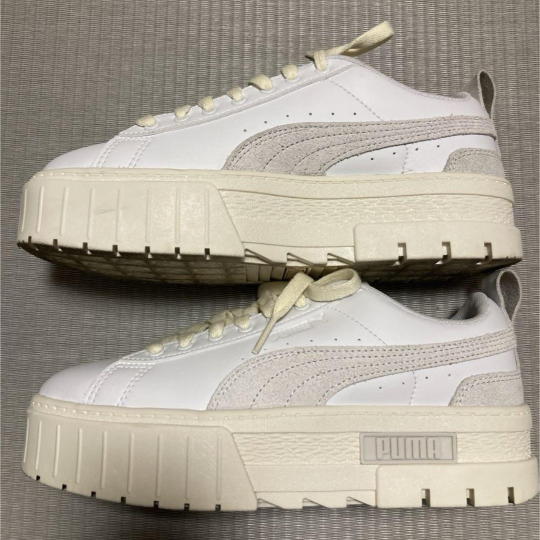 PUMA(プーマ)の厚底　スニーカー　PUMA メイズ スリフテッド スニーカー レディースの靴/シューズ(スニーカー)の商品写真