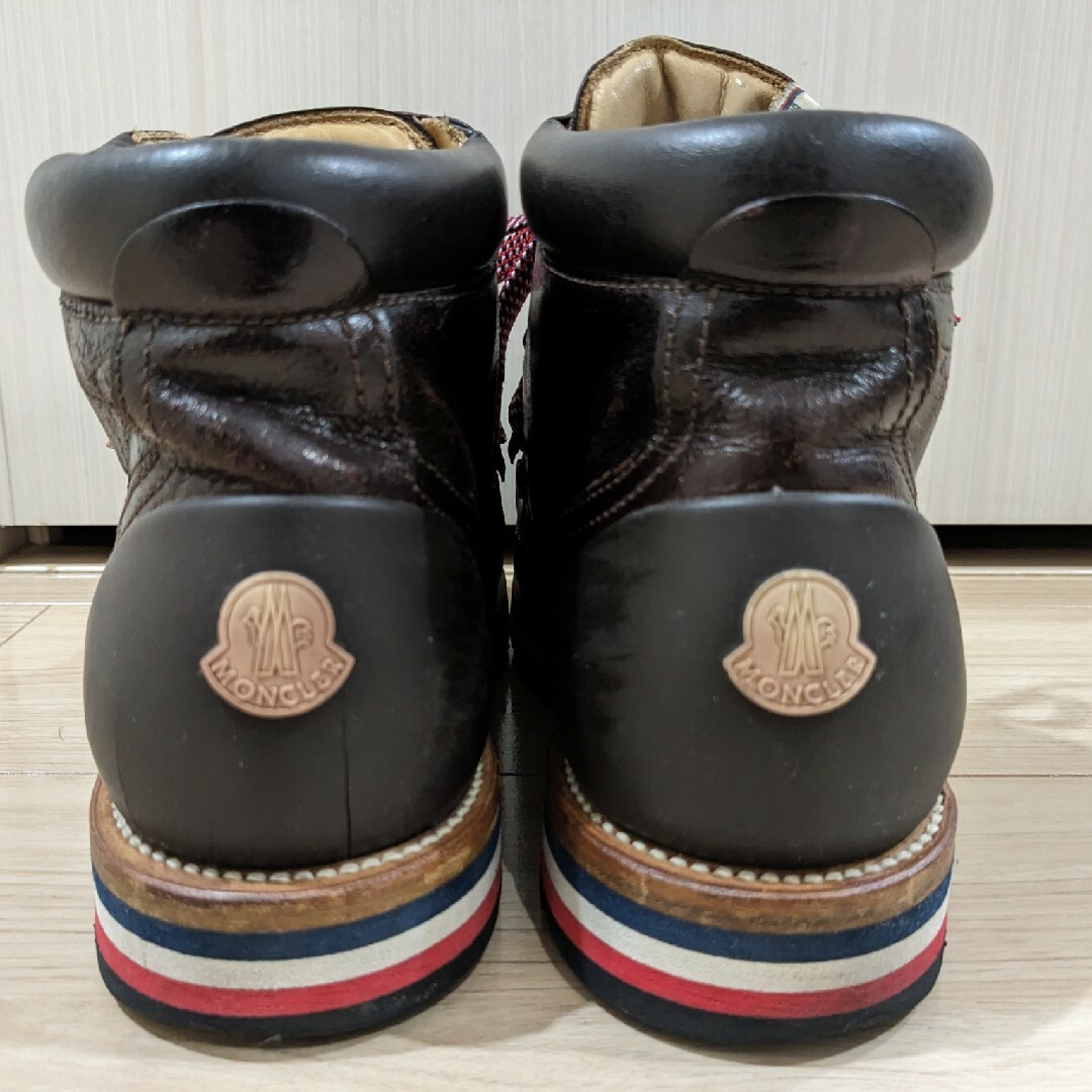 MONCLER(モンクレール)のVISVIM　別注　モンクレール　ブーツ　ビブラムソール　マウンテンブーツ メンズの靴/シューズ(ブーツ)の商品写真